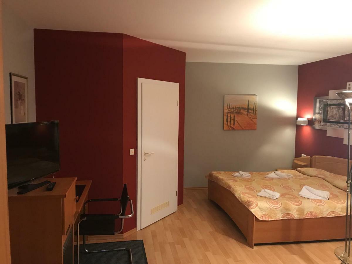 Hotel Korfu Geiselhoring Exteriör bild